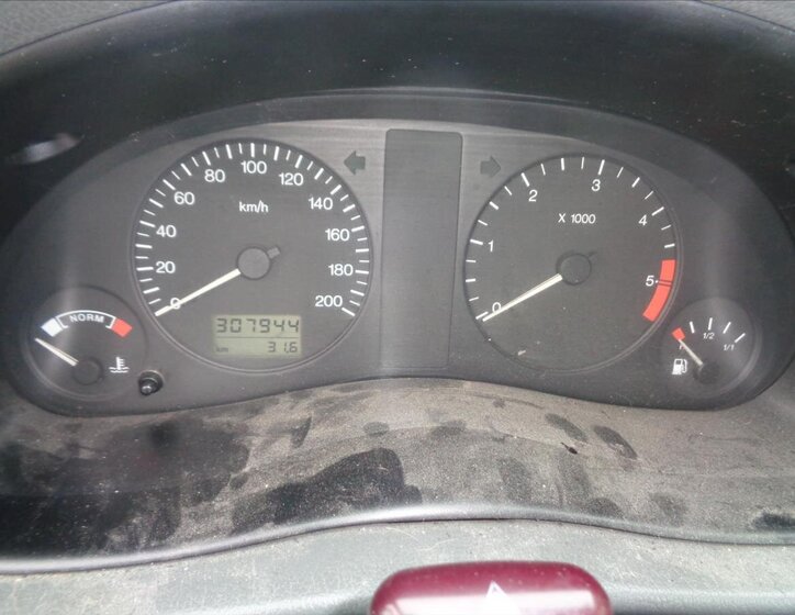 Ford Galaxy Kombi 2,0 l 81 kw