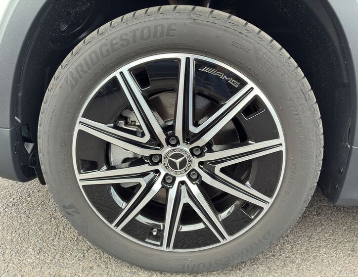 Mercedes-Benz EQB 26