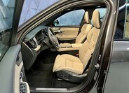 Volvo XC90 SUV / Terénní 2,0 l 184 kw