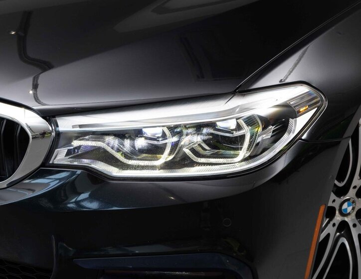 BMW Řada 5 Sedan / Limuzína 3,0 l 250 kw