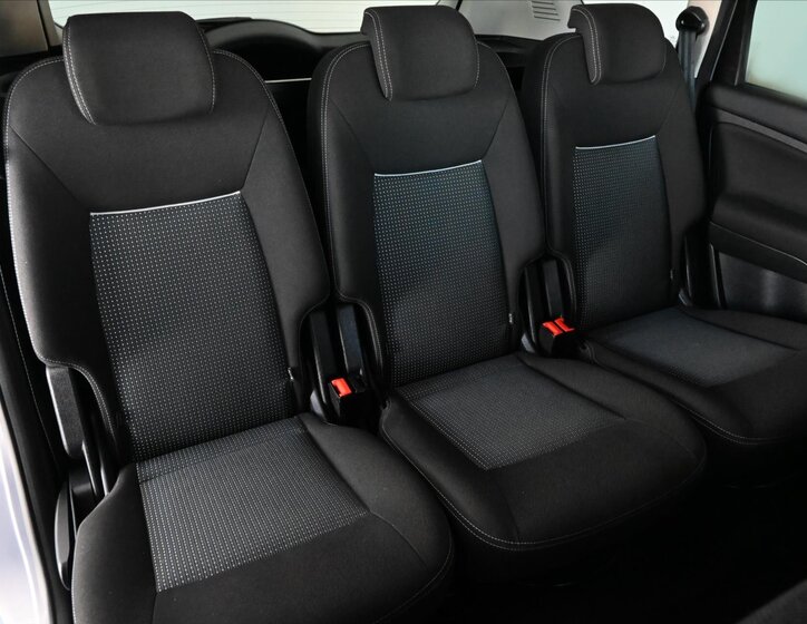 Ford S-MAX MPV 2,0 l 100 kw