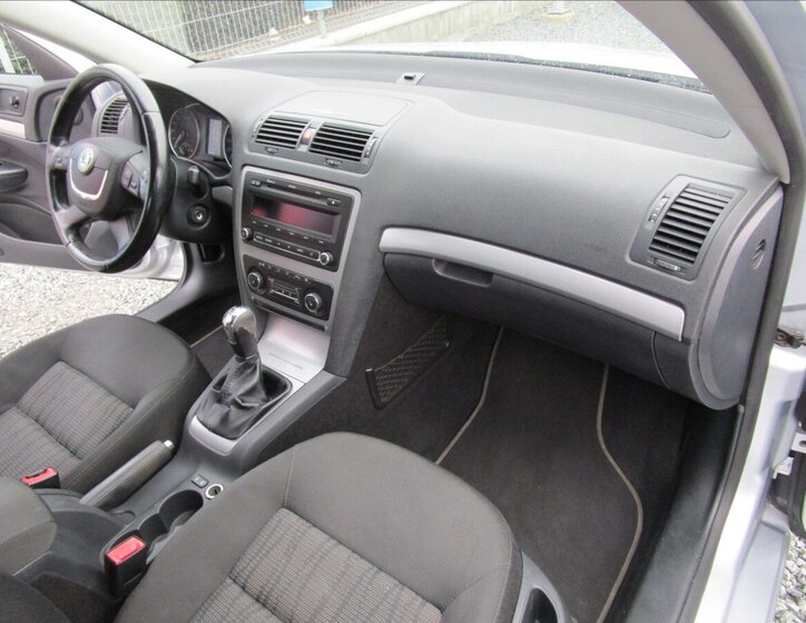 Škoda Octavia Liftback 1,6 l 77 kw