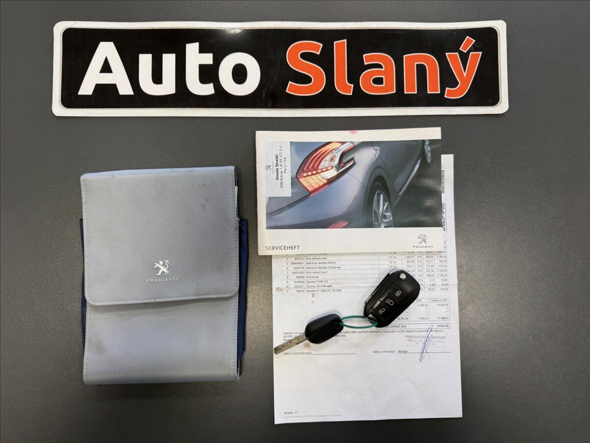 Peugeot 208 Hatchback 1,4 l 70 kw