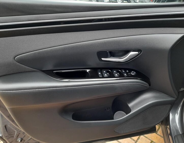 Hyundai Tucson SUV 1,6 l 110 kw
