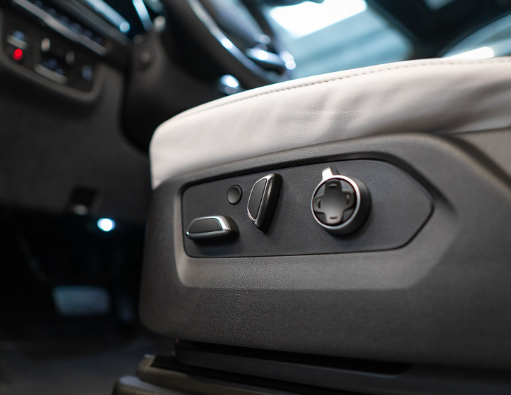 Cadillac Escalade 19