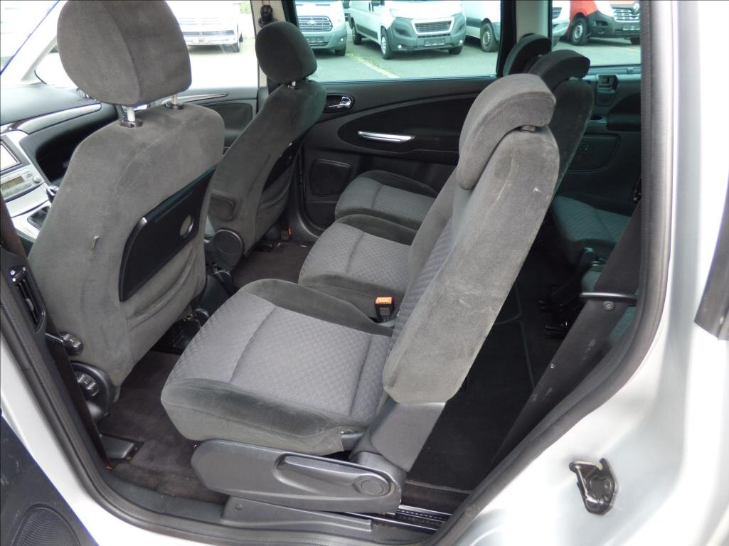 Ford Galaxy MPV 2,0 l 103 kw