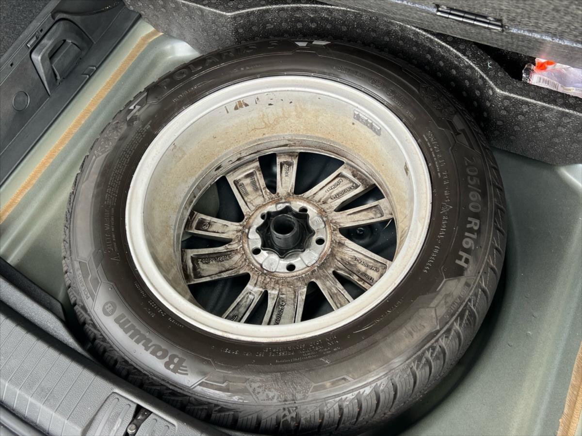 Volkswagen Touran Kombi 1,5 l 110 kw