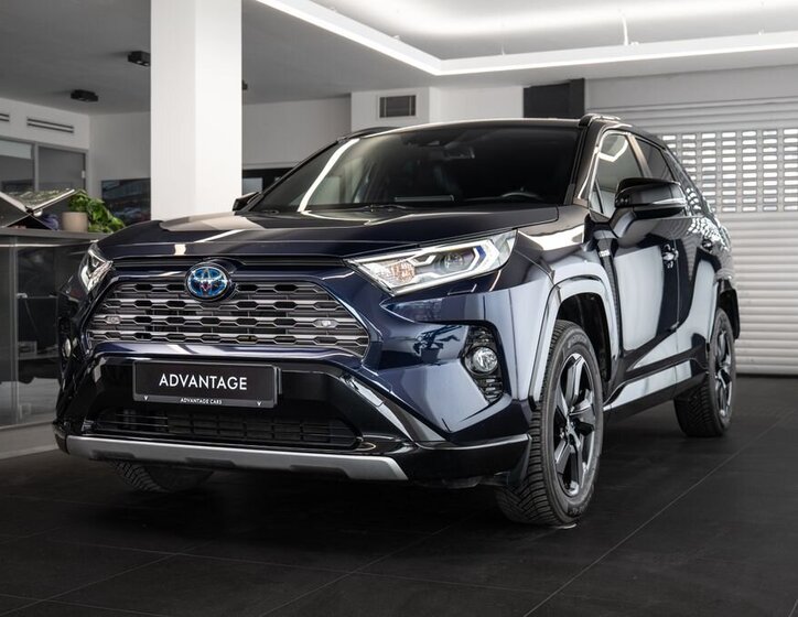 Toyota RAV4 SUV 2,5 l 131 kw