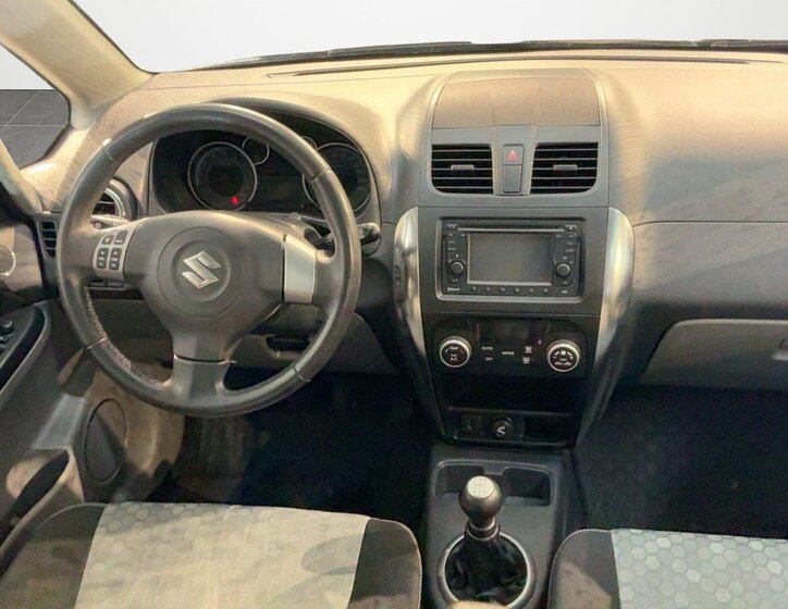 Suzuki SX4 SUV / Terénní 1,6 l 88 kw