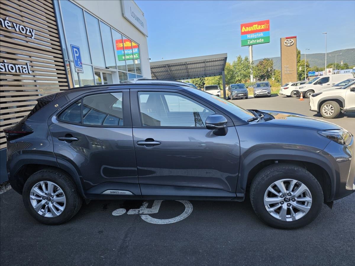 Toyota Yaris Cross Hatchback 1,5 l 92 kw