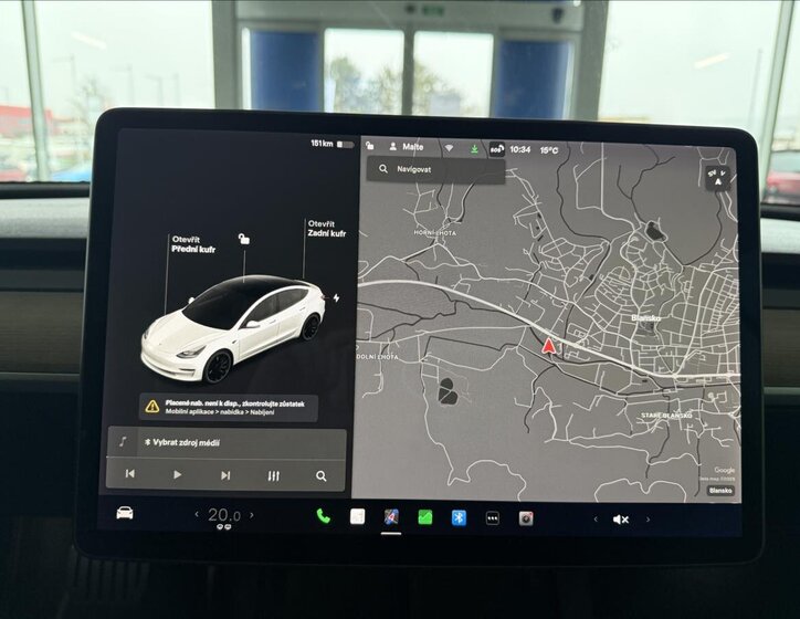 Tesla Model 3 Sedan / Limuzína 0,0 377 kw