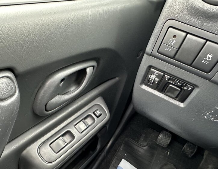 Suzuki Jimny SUV 1,3 l 63 kw