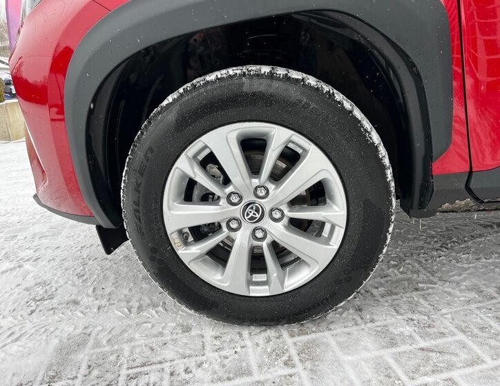 Toyota Yaris Cross SUV 1,5 l 68 kw