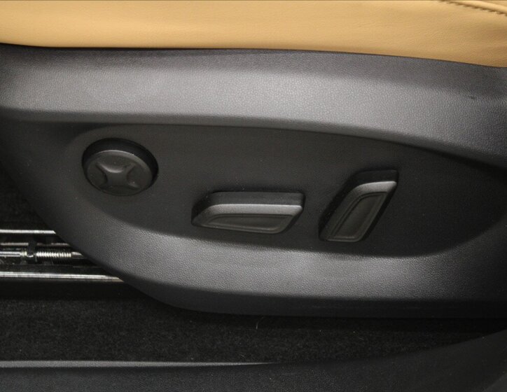 MG HS SUV 1,5 l 125 kw