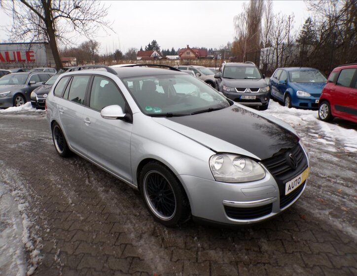 Volkswagen Golf Kombi 1,9 l 77 kw