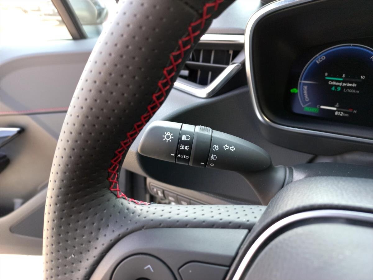 Toyota Corolla Kombi 2,0 l 112 kw