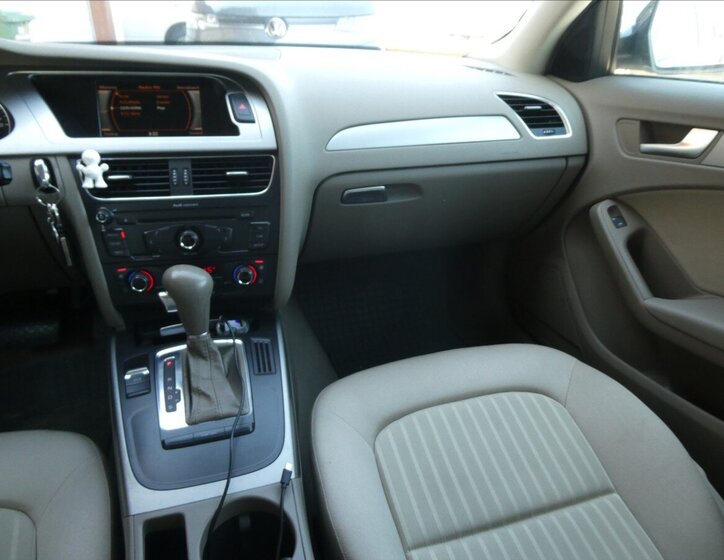 Audi A4 Sedan / Limuzína 2,0 l 105 kw