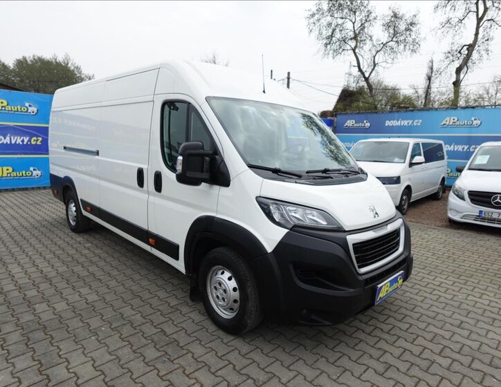Peugeot Boxer Ostatní 2,2 l 121 kw