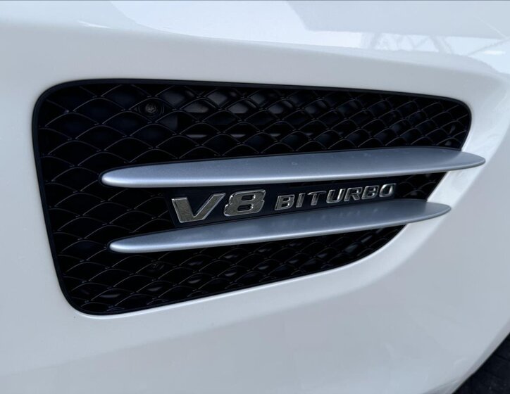 Mercedes-Benz AMG GT 27