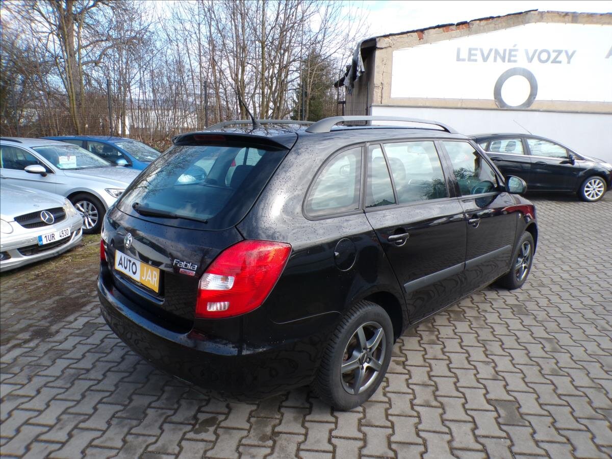 Škoda Fabia Kombi 1,6 l 77 kw