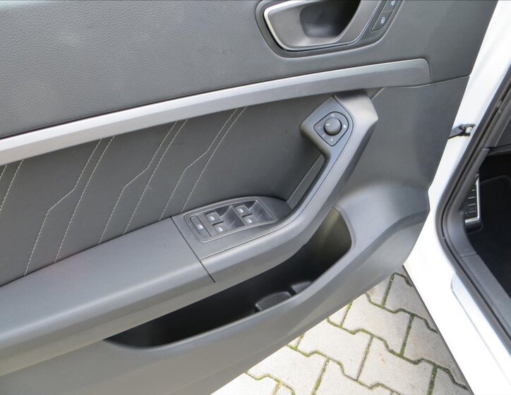 Seat Ateca SUV 1,5 l 110 kw