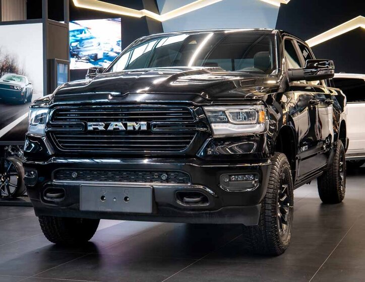 Dodge RAM 1