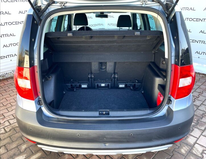 Škoda Yeti SUV / Terénní 1,2 l 77 kw