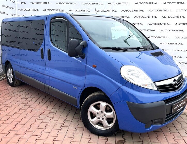 Opel Vivaro MPV 2,5 l 107 kw