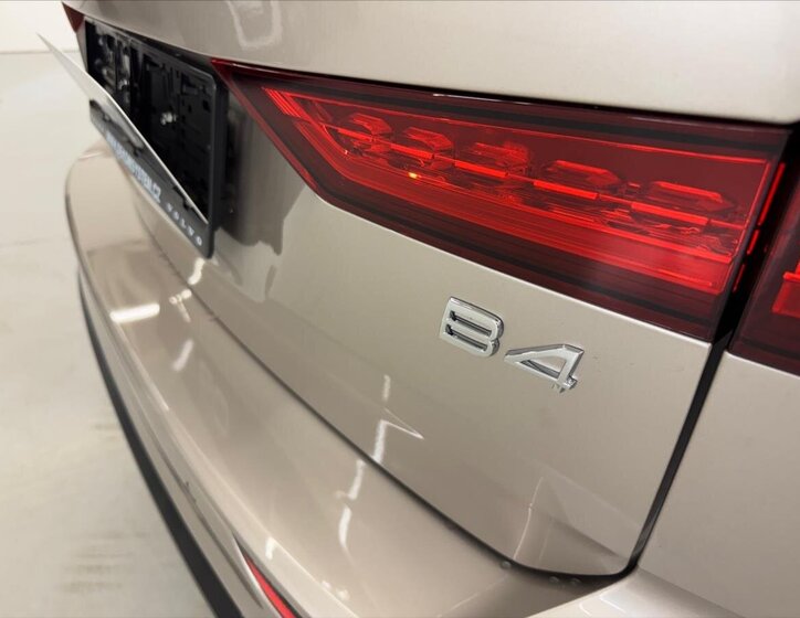 Volvo V60 Kombi 2,0 l 145 kw