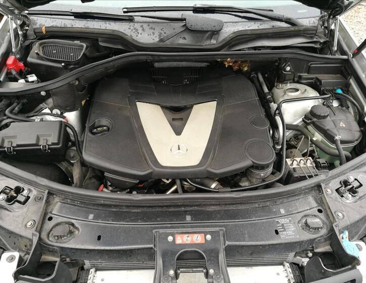 Mercedes-Benz Třídy M 16