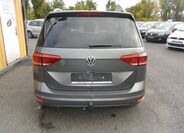 Volkswagen Touran 6