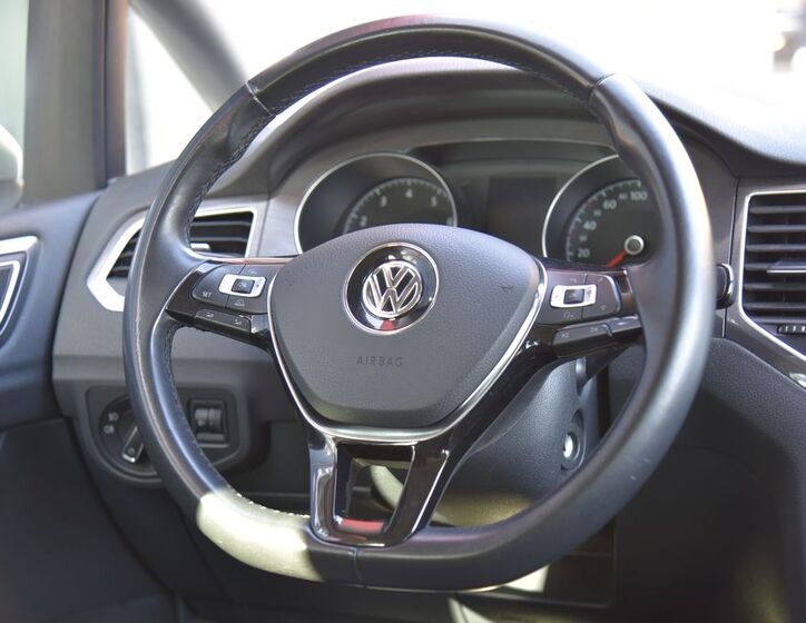 Volkswagen Golf Sportsvan 25