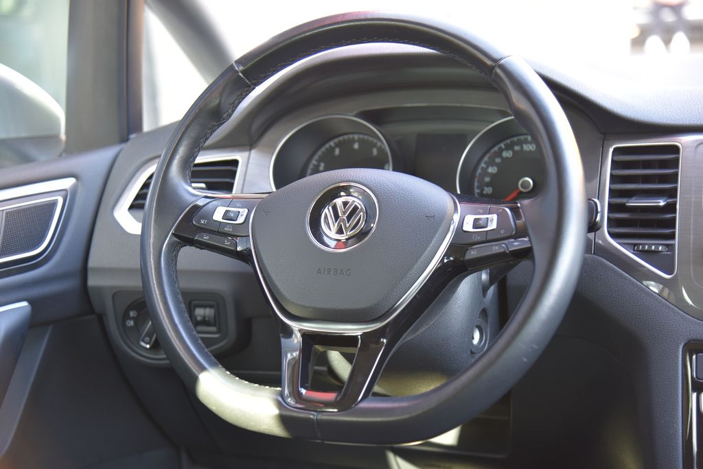 Volkswagen Golf Sportsvan