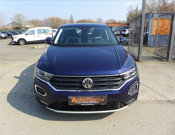 Volkswagen T-Roc SUV / Terénní 2,0 l 110 kw