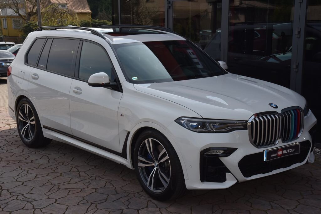 BMW X7 SUV / Terénní 3,0 l 195 kw