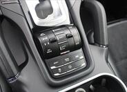 Porsche Cayenne SUV 4,1 l 283 kw