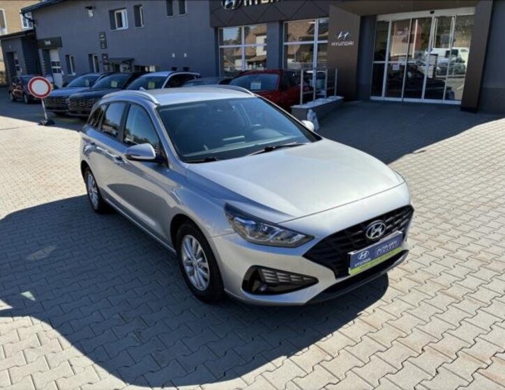 Hyundai i30 Kombi 998,0 88 kw