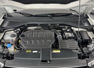 Volkswagen T-Roc SUV / Terénní 2,0 l 221 kw