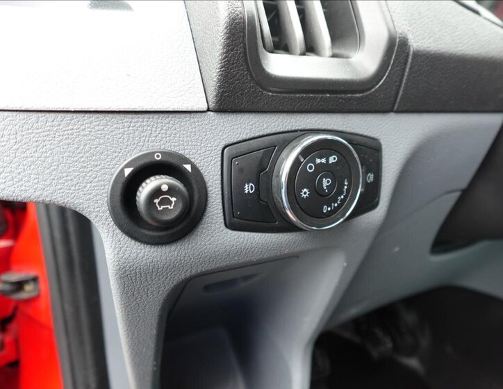 Ford Transit Ostatní 2,0 l 77 kw