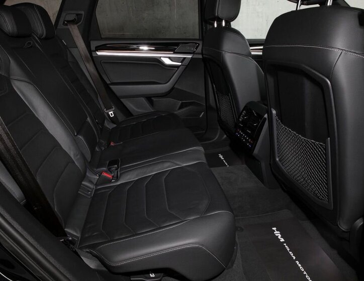 Volkswagen Touareg 12