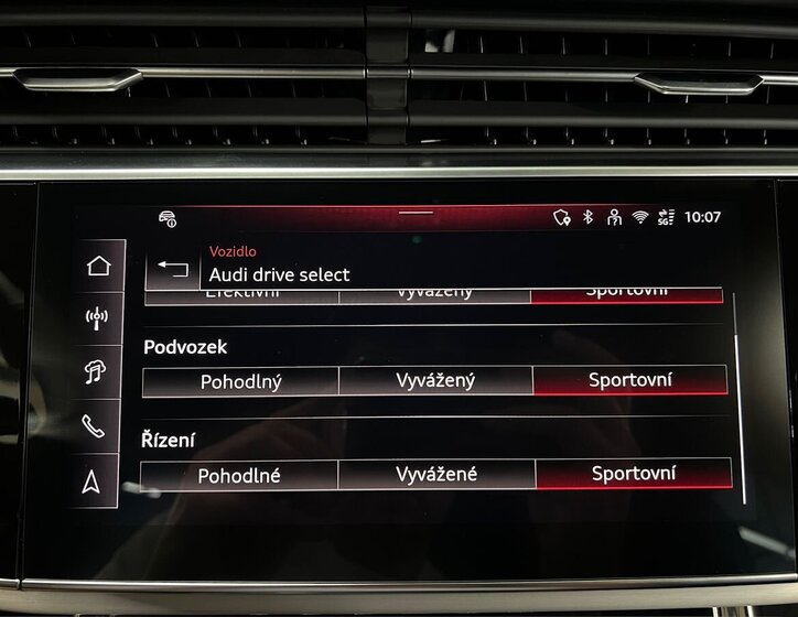 Audi Q8 SUV 3,0 l 210 kw