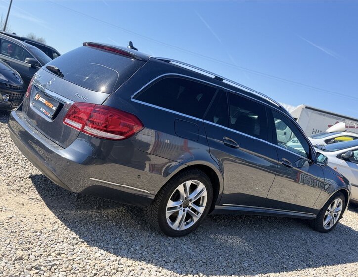 Mercedes-Benz Třídy E Kombi 2,1 l 150 kw