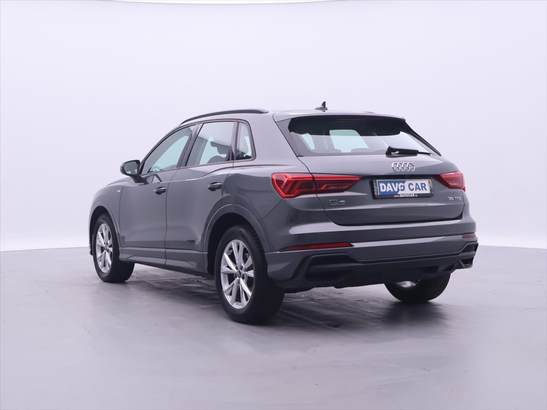 Audi Q3 SUV / Terénní 1,5 l 110 kw