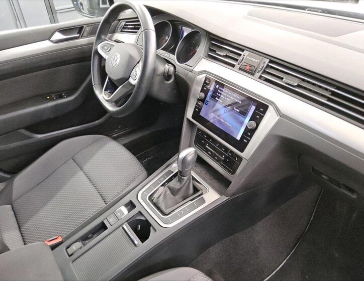 Volkswagen Passat Kombi 2,0 l 110 kw