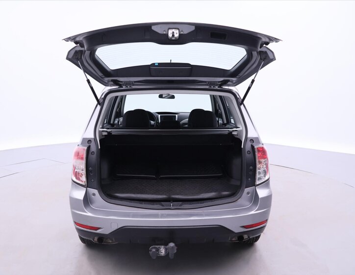 Subaru Forester SUV 2,0 l 110 kw