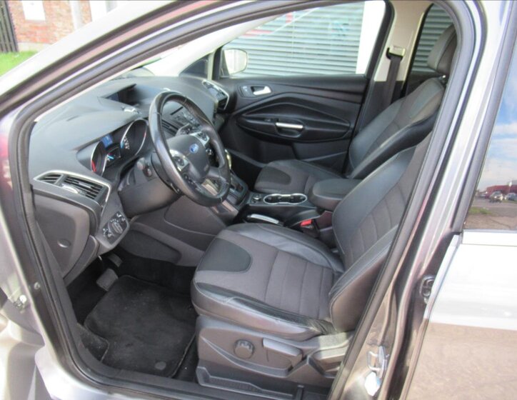 Ford Kuga SUV 2,0 l 103 kw