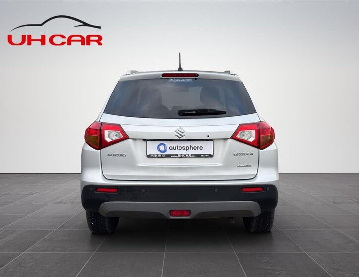 Suzuki Vitara SUV / Terénní 1,4 l 103 kw