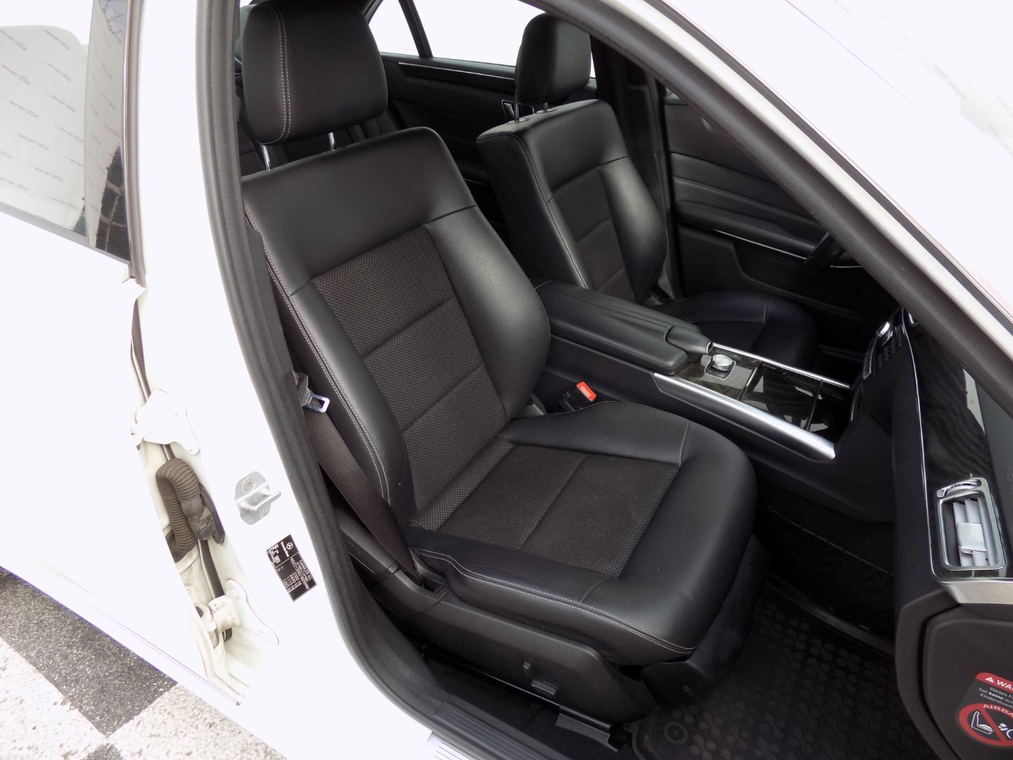 Mercedes-Benz Třídy E Sedan / Limuzína 2,1 l 125 kw