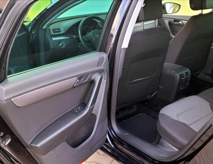 Volkswagen Passat Kombi 1,4 l 90 kw