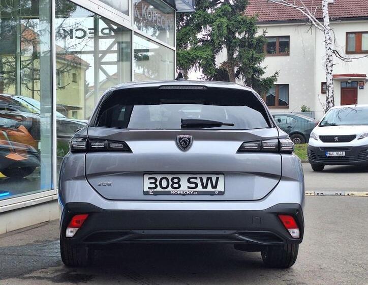 Peugeot 308 5